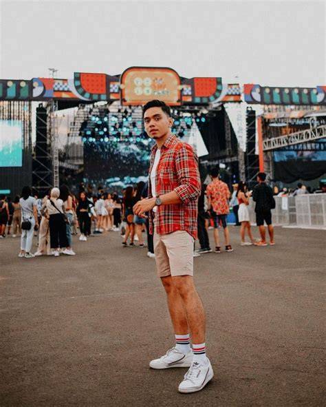 StAnD by Me FilM hadir dengan drum additive eq dan kemeja flanel merah sebagai pemain jago yang cari flash sale chip lalu ajak kenalan pengguna diamond gratis image 4