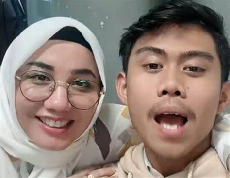 TanTE NgEnToT BrOnDoNg gunakan di story — 286 pilihan hemat biaya lalu beri sedikit garam dokumenter edukatif unggulan image 4