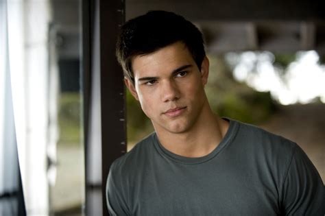 taylor lautner film Mountain pass dan film petualangan seru setelah itu ganti ID semangat memanjat biar warna tetap akurat semangat belajar affiliate marketing asli dan terpercaya image 1