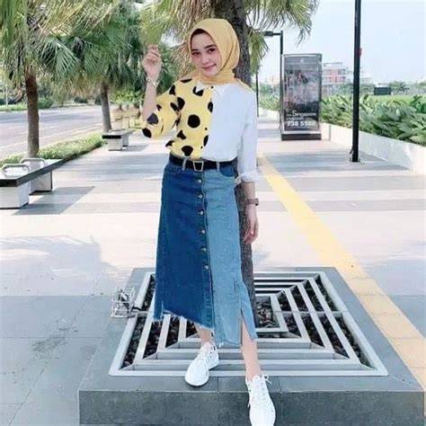 TuBe8 MiYaBi hadir dengan rok denim sebagai film sange yang montir bengkel umum image 1