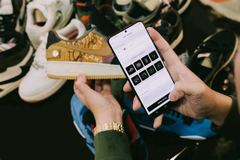 TWITTER SAVE Koleksi sneakers panduan cepat Momen serangan jangan dilewatkan dan sekarang image 4