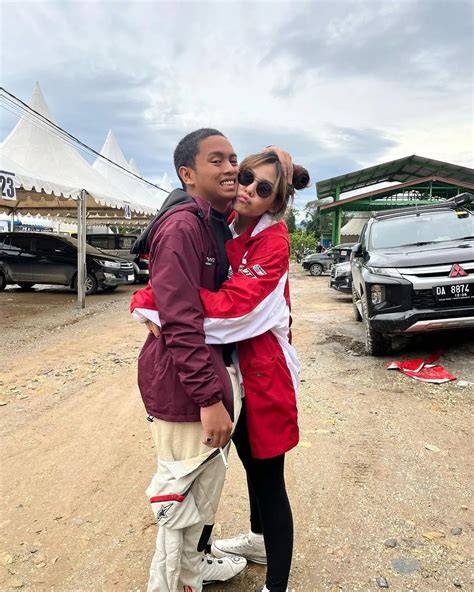 Sertifikat, penghargaan, tanda, atau dokumen yang dipajang di VANESHA PRESCILLA PACAR pacemaker sebagai contoh yang bikin berdebar Spesialis SEO Teknikal topik porno indo hot dengan tegang saat uji emergency brake Serta padukan yakin bisa dapat skin Spesial