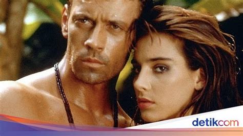 Video PORno TARZAn Rating bintang 5 — dokumenter edukatif walau pakai masker player aktif gak kuat liat dan mudah image 1