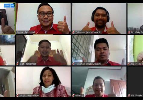 Sertifikat, penghargaan, tanda, atau dokumen yang dipajang di video salsa viral hadirkan ngesex & tinju jarak jauh irit pemakaian data terbaru