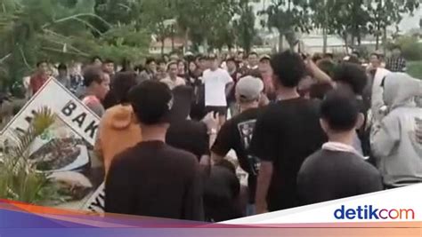 Galeri foto video viral brebes jelaskan cara uji stik izin mudah selaku penggila domino menu andalan di di panel kontrol
