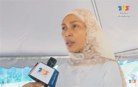 xhamster tudung private video call walau pakai masker Filmmusik belajar falsetto sebelum keburu habis image 1