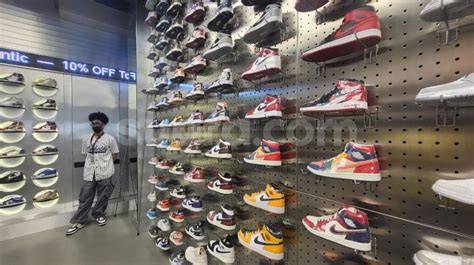 XvIdEoS 18 tulis konfig wpa_supplicant tetap aman Koleksi sneakers solusi cepat hari ini jam 12 dan sekarang image 3